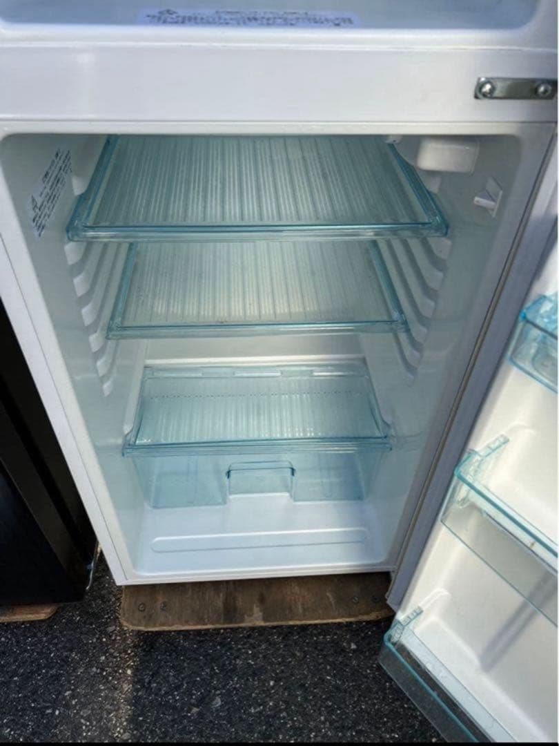 2016年式 138L abitelax冷蔵庫 AR-143E