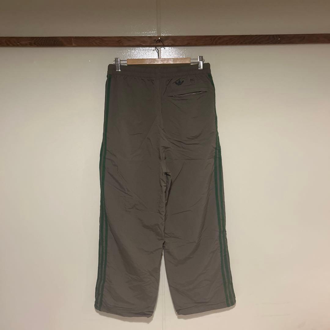 ド*ん様 adidas originals ×ブレインデッド トラックパンツ - メルカリ