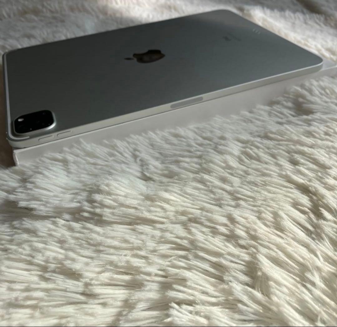 即日発送❗️ Apple シルバー 本体　iPad Pro 11インチ 第3世代