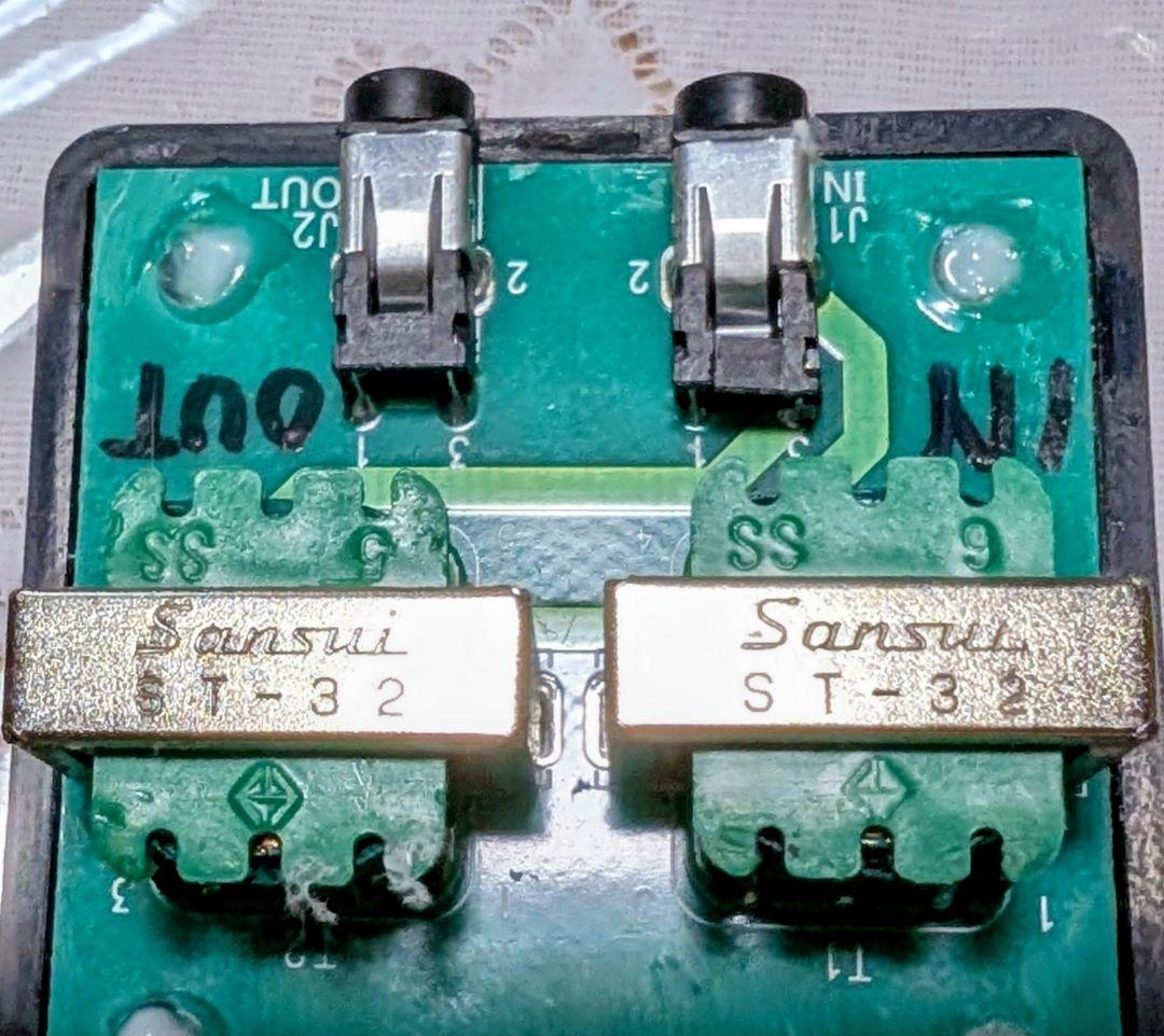 昭和家族団らんレトロ真空管ラジオ2バンド　 bluetooth付　ホームラジオ