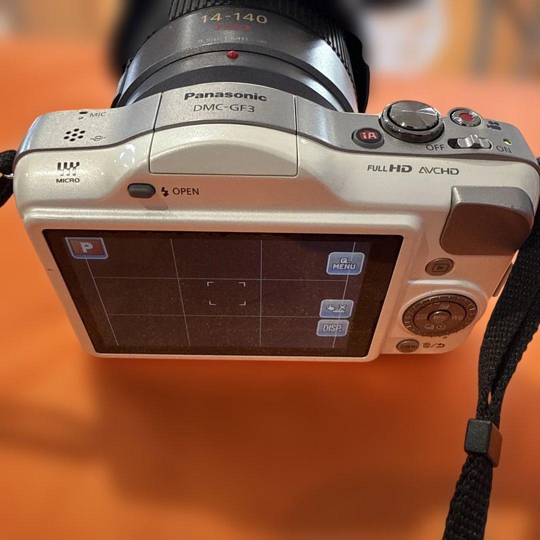 Panasonic DMC-GF3 デジタルカメラ 14-140mmレンズ付き