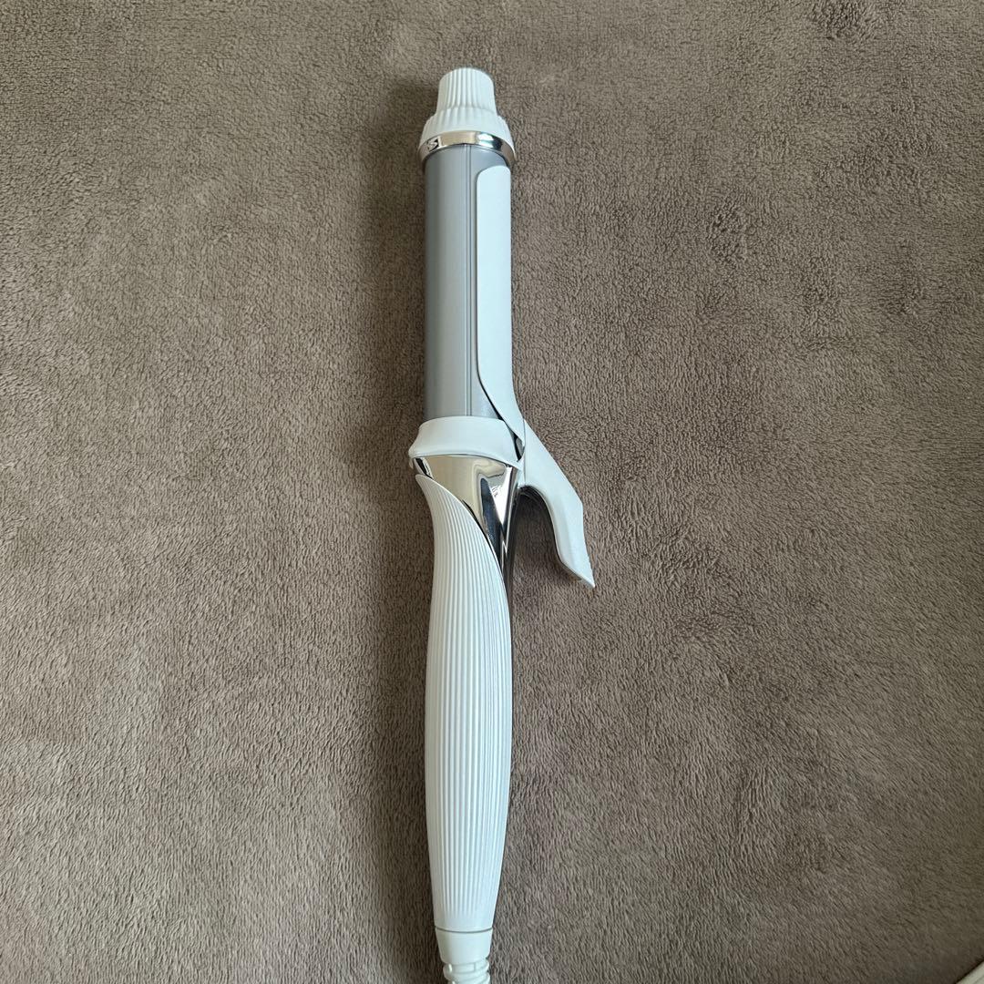 新 モデルコスメ・美容 - リファ Refa ホワイト カールアイロン 38mm