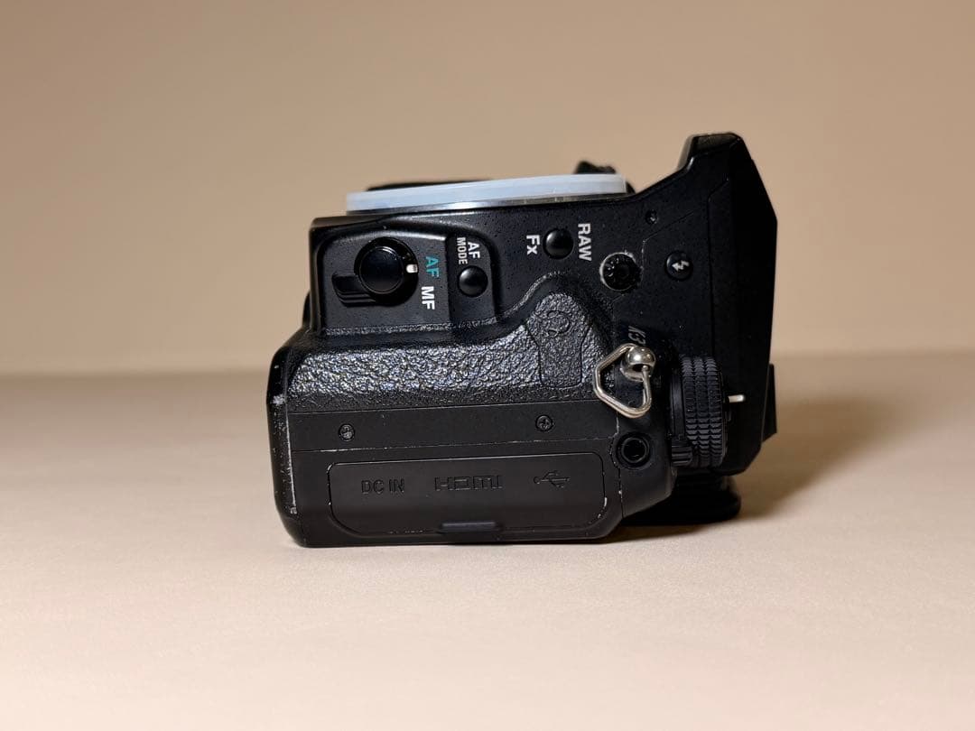 【月末特別セール】 PENTAX K-3 ボディ＋縦位置グリップ