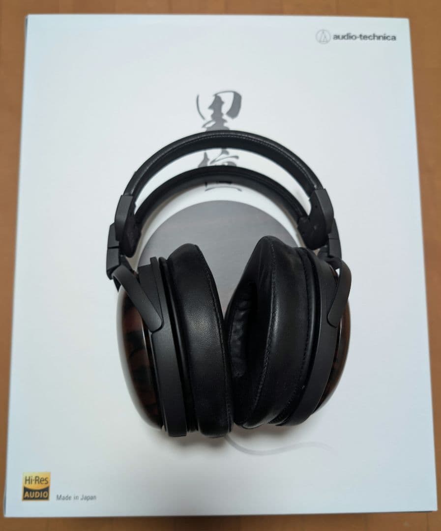 オーディオテクニカ ATH-AWKT 密閉型ヘッドホン ☆ほぼ未使用☆