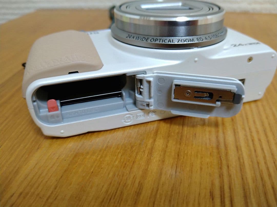 【美品】オリンパス　デジタルカメラ　OLYMPUS　SH-50