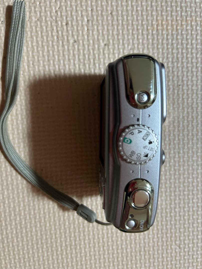 Nikon COOLPIX P4 VR シルバー約810万画素／光学3.5