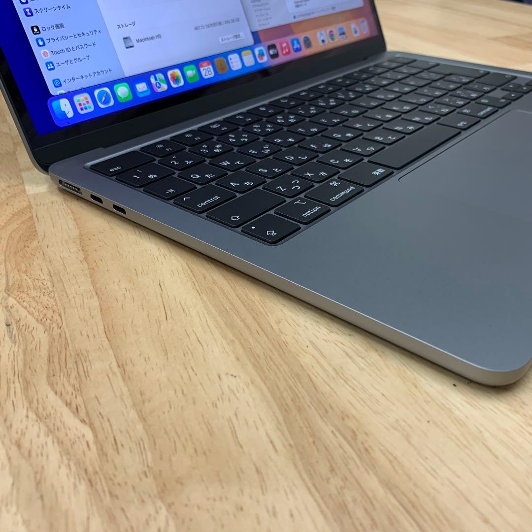 新品同様 MacBook Air 13.6インチ M3 スペースグレー 2024