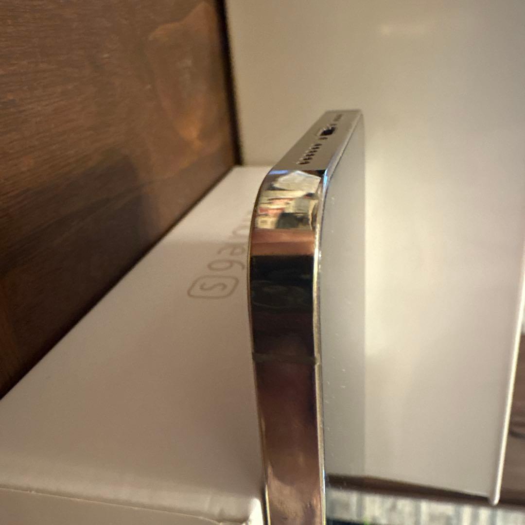 iPhone12 Pro Max ⭐︎256GB⭐︎バッテリー81%⭐︎ゴールド