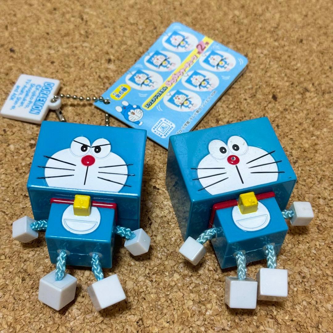 スクエアドラえもん ぷらぷらキーチェーン キーホルダー ドラえもん