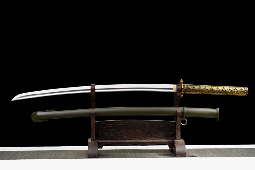 軍刀一征服者】 日本刀 模造刀 居合刀 斬馬刀 龍泉剣 清剣