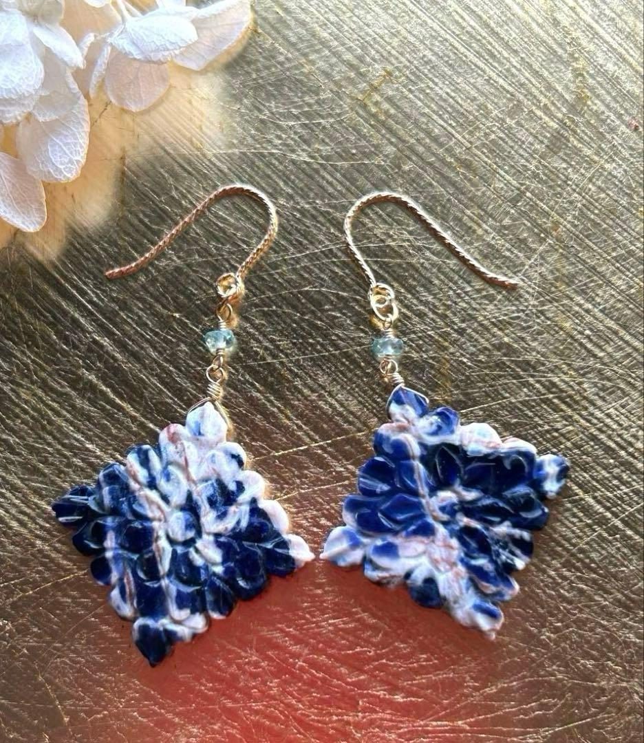 ソーダライトロンバスカービング＆ブルージルコンのピアス他 14kgf