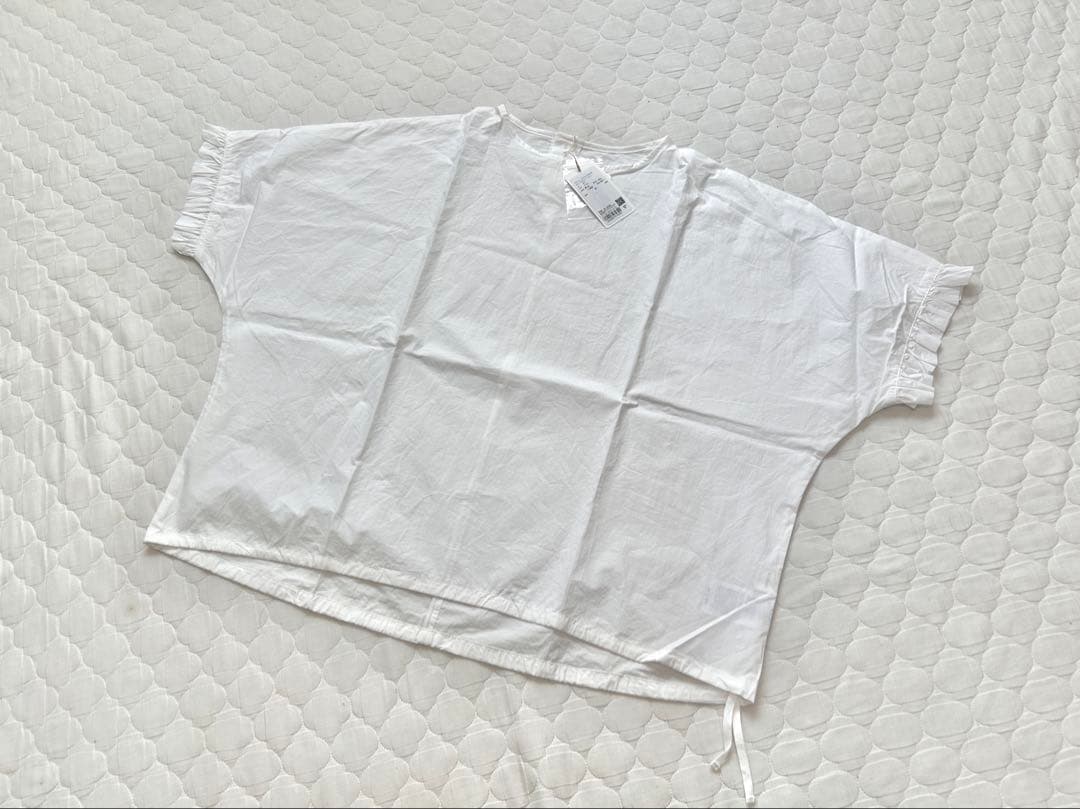 かぐれ 新品 今季 2025春夏 薄手 半袖 フリルスリーブプルオーバー