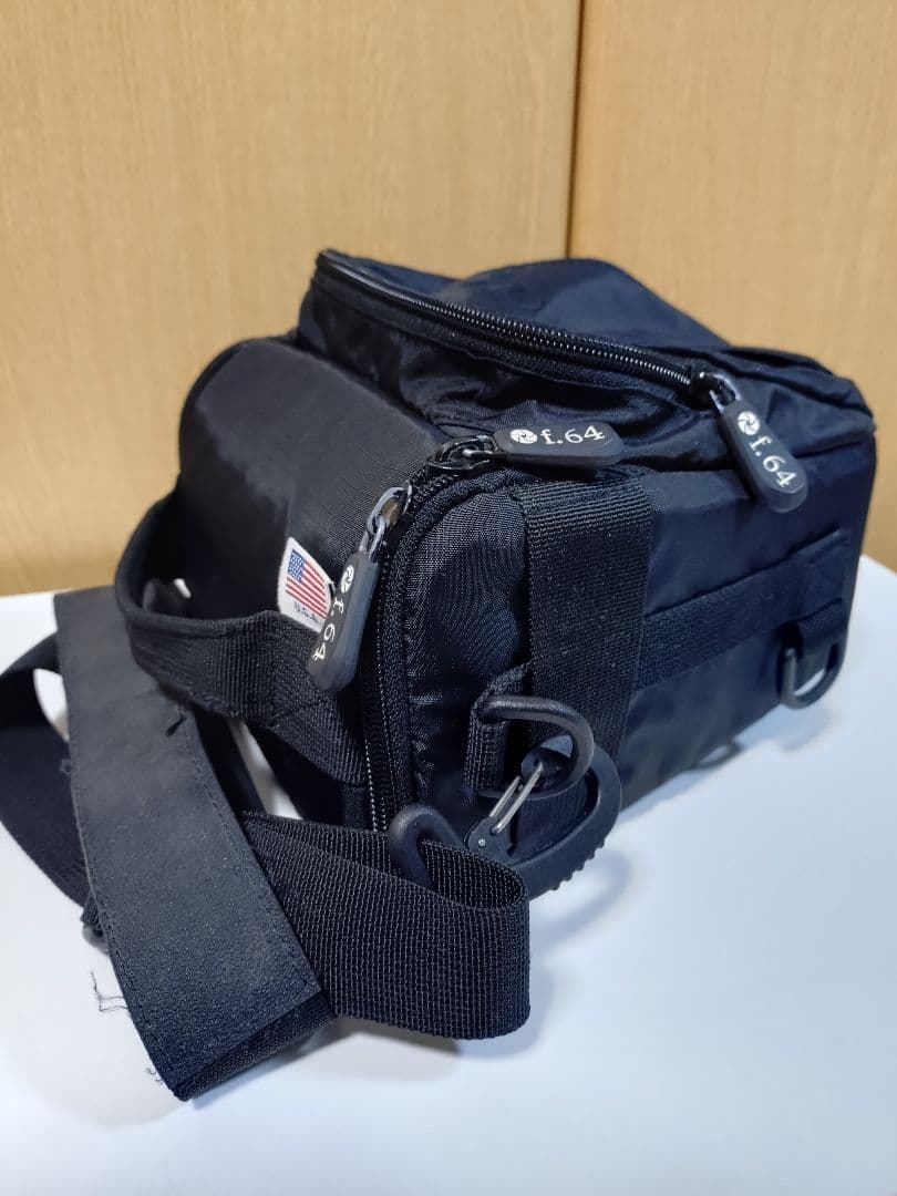 EOS 50D　EF-S18〜200mmIS 　 カメラバッグ他