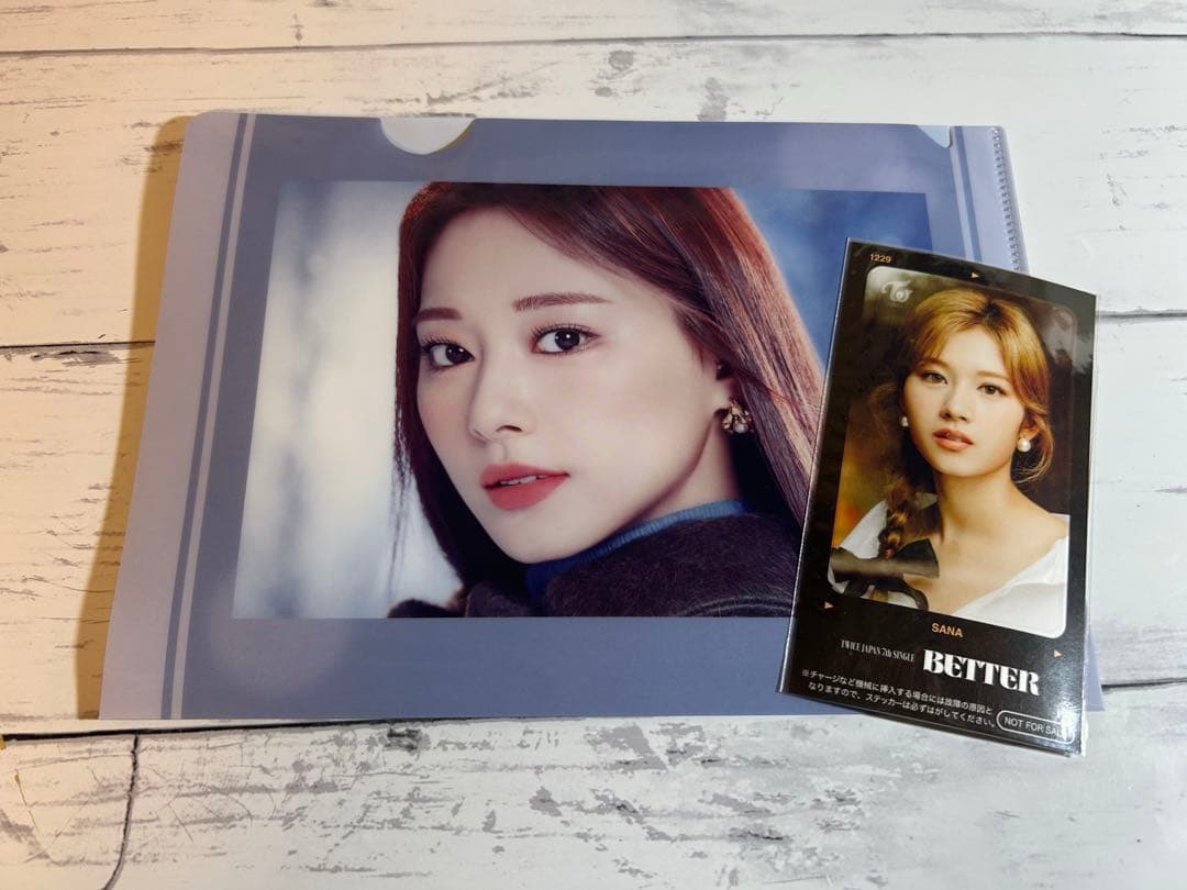 Doughnut クリアファイル ツウィ サナ ステッカー better - メルカリ