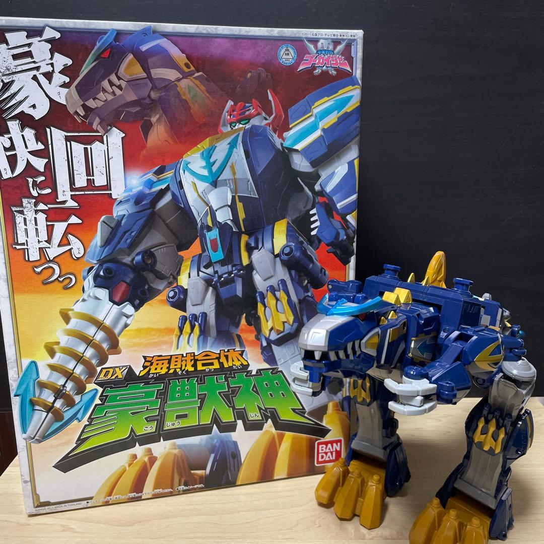 バンダイ DX海賊合体 豪獣神 海賊戦隊ゴーカイジャー(箱付き、説明書