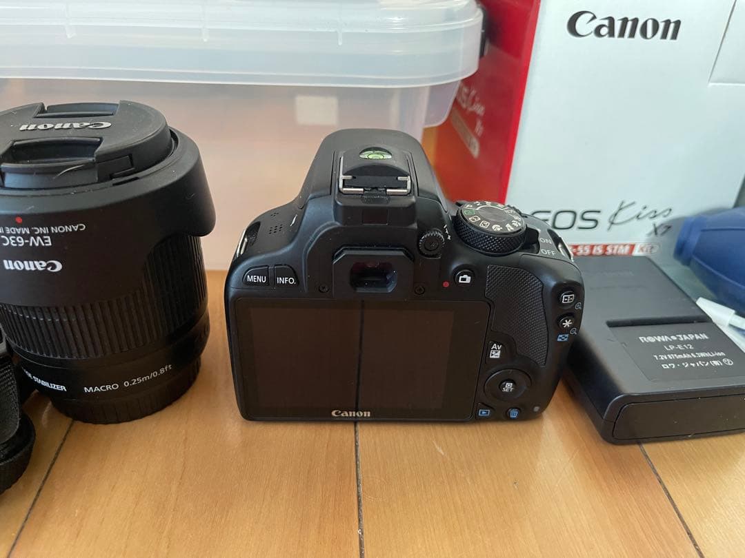 ✨*✨様 Canon eos kiss x7 その他諸々（レンズ3本、バッグ、三