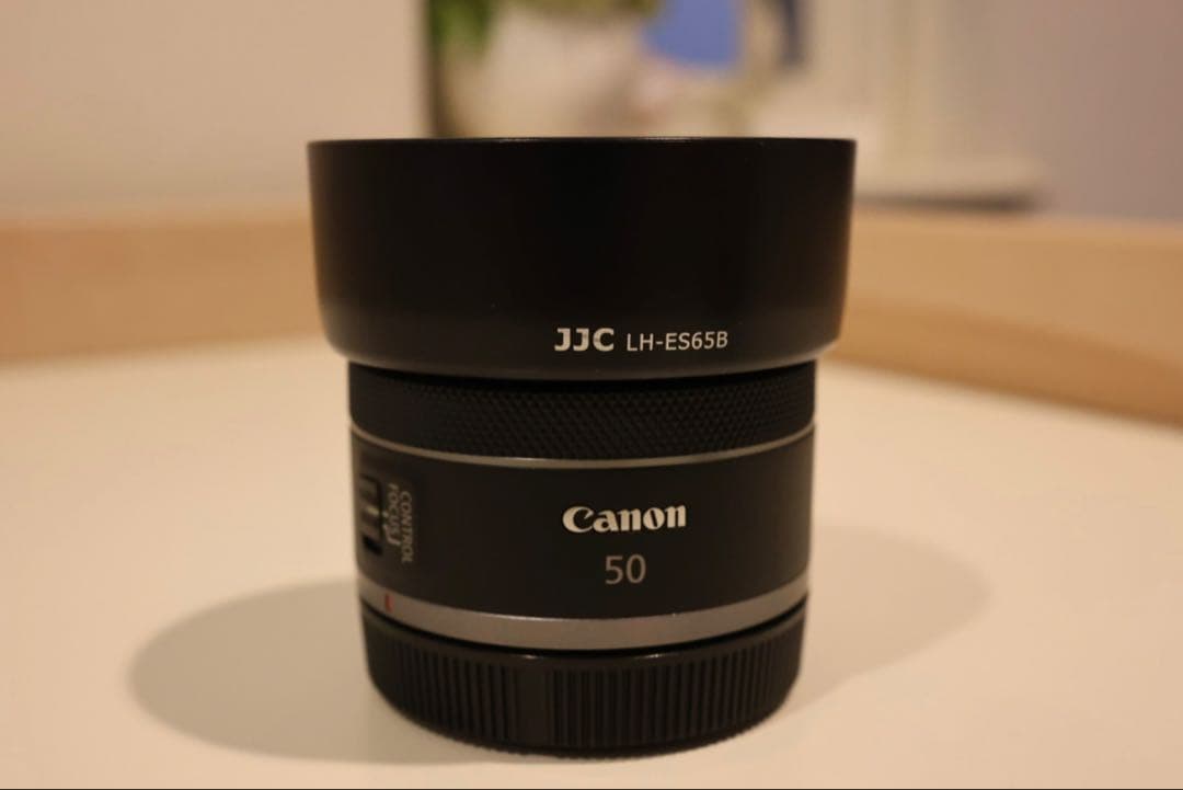 Canon 50mm F1.8 STM レンズ