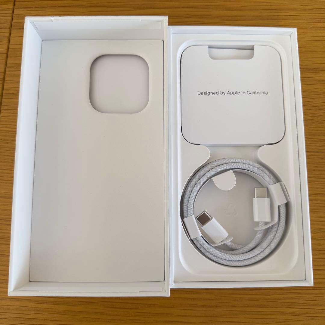 Apple iPhone 15 Pro 128GB 香港版物理デュアルSIM