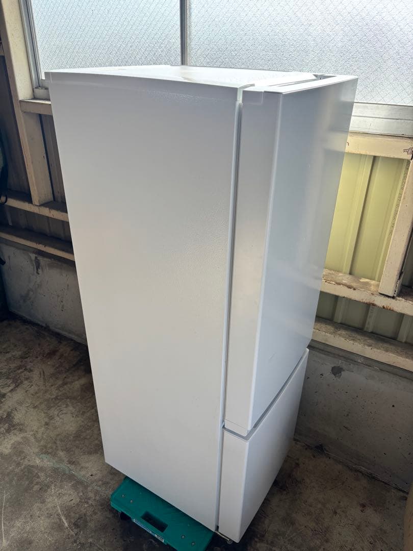 ヤマダオリジナル　冷蔵庫　YRZF17L R-006