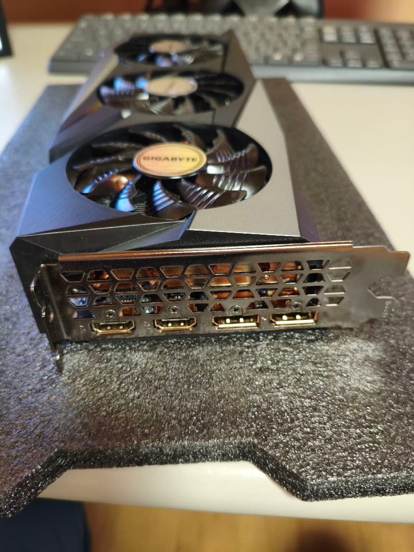 グラフィックボード・グラボ・ビデオカード GIGABYTE AMD Radeon RX 7600 8GB