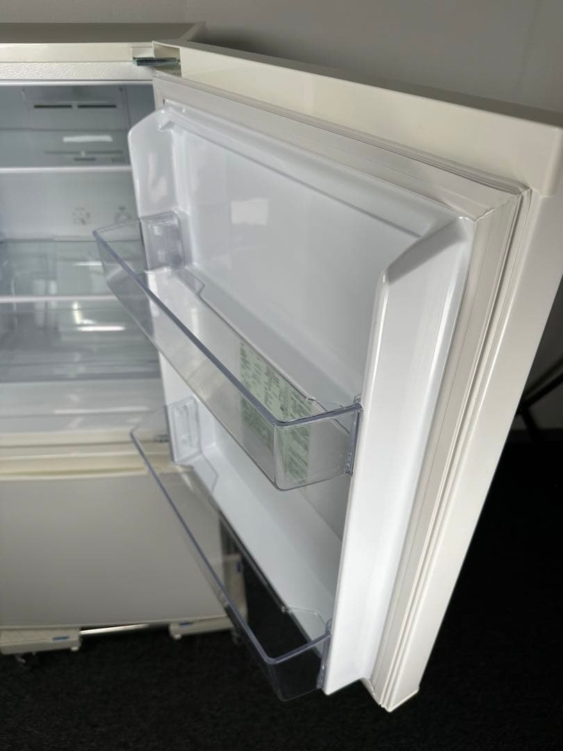 値下げしました‼️【美品】冷蔵庫　2019年製　AQUA AQR-16H(w)