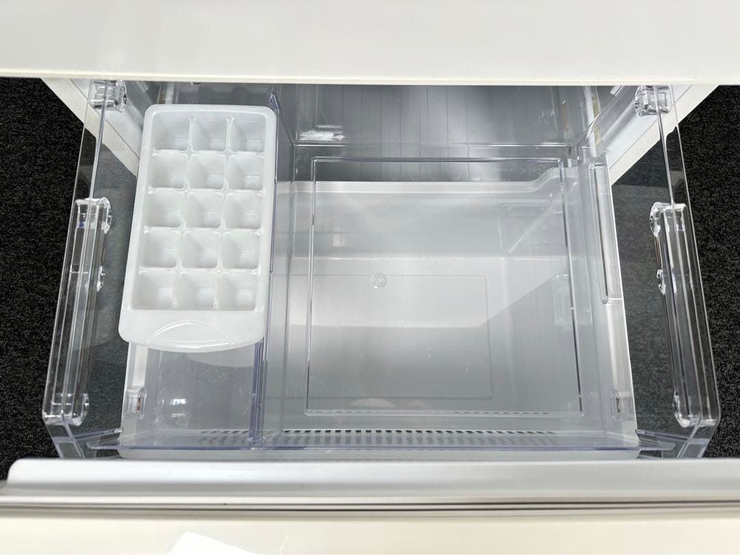 値下げしました‼️【美品】冷蔵庫　2019年製　AQUA AQR-16H(w)