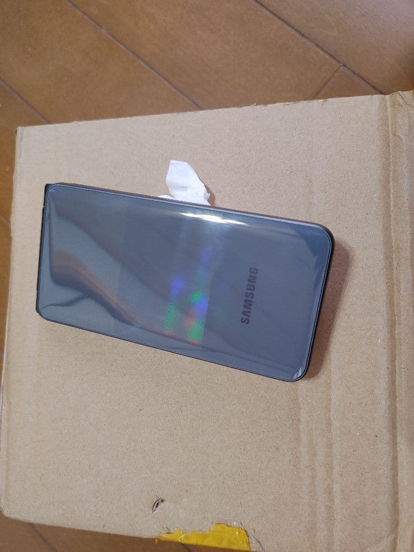 美品SAMSUNG Galaxy Folder2 2021年最終改良版32GB - メルカリ