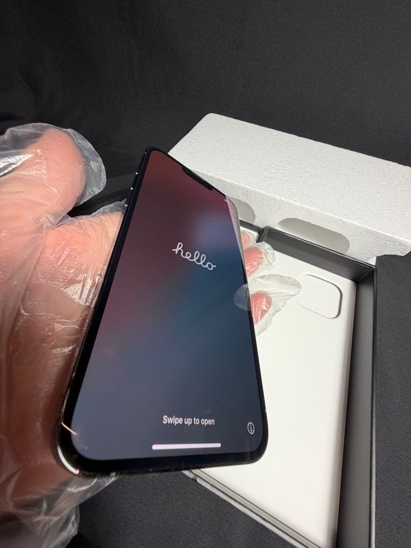 iPhone 13 Pro Max SIMフリー バッテリー99% 傷無し極美品