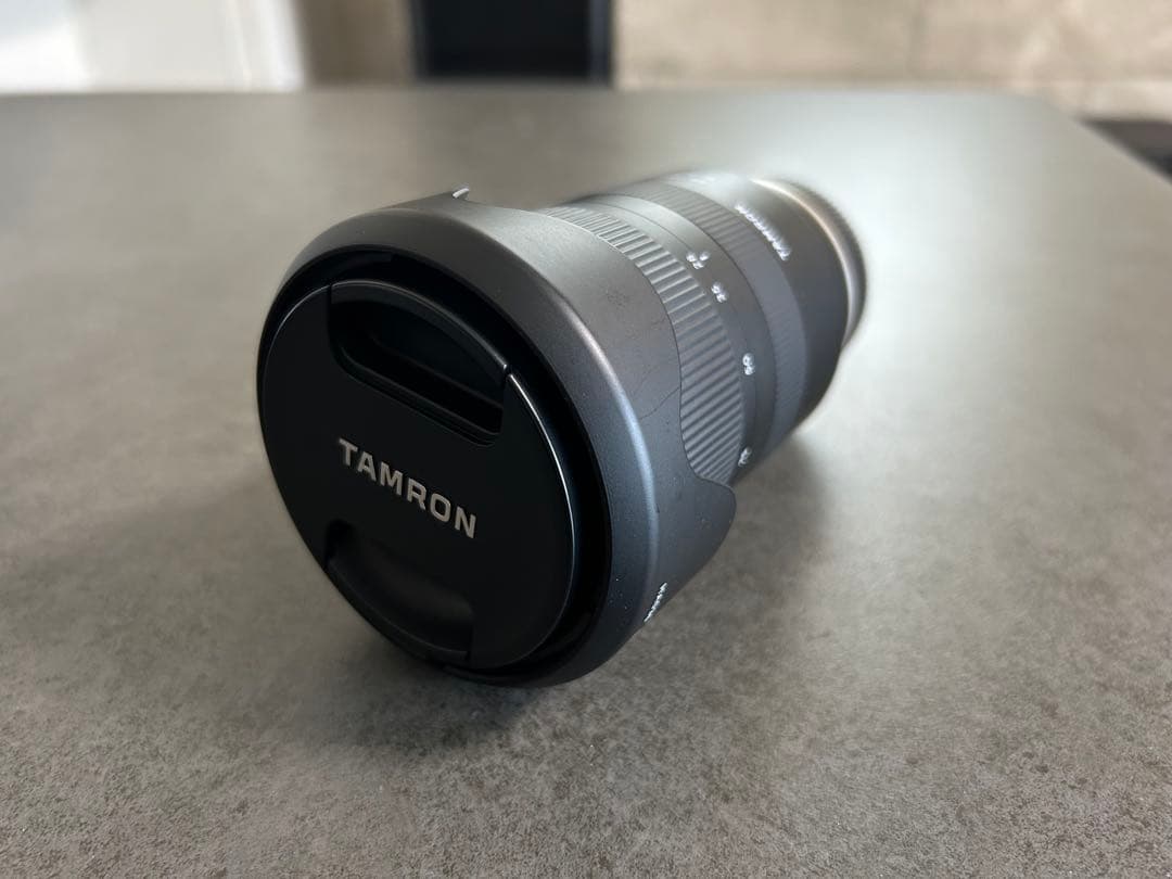TAMRON 28-75mm F2.8 Di III RXD ズームレンズ