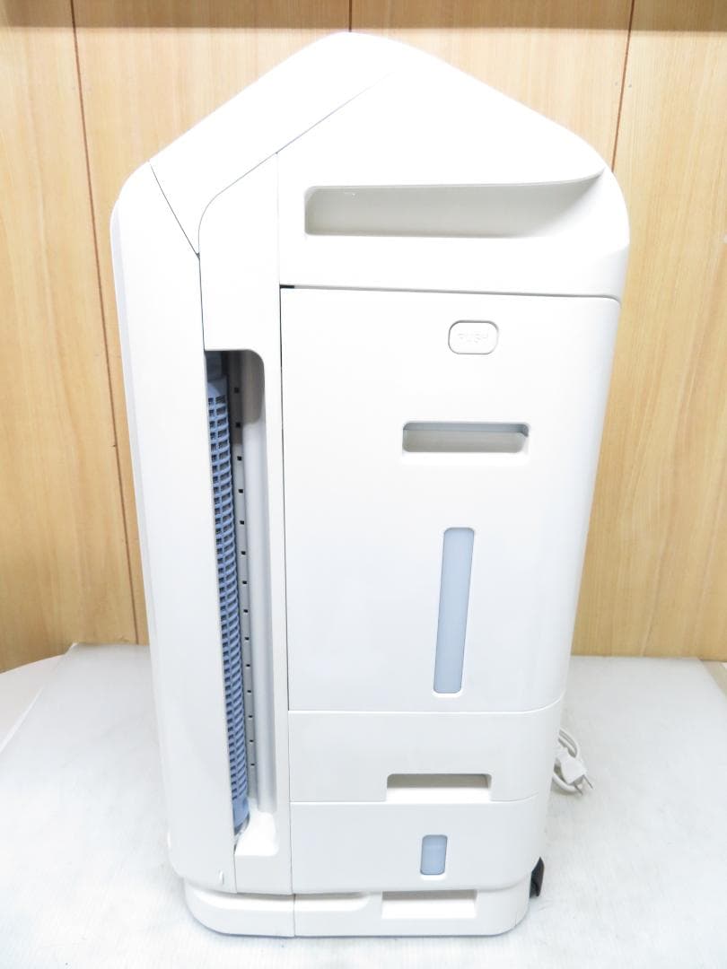 ダイキン クリアフォースZ 除加湿空気清浄機 MCZ70S-W 一部ボタン訳あり