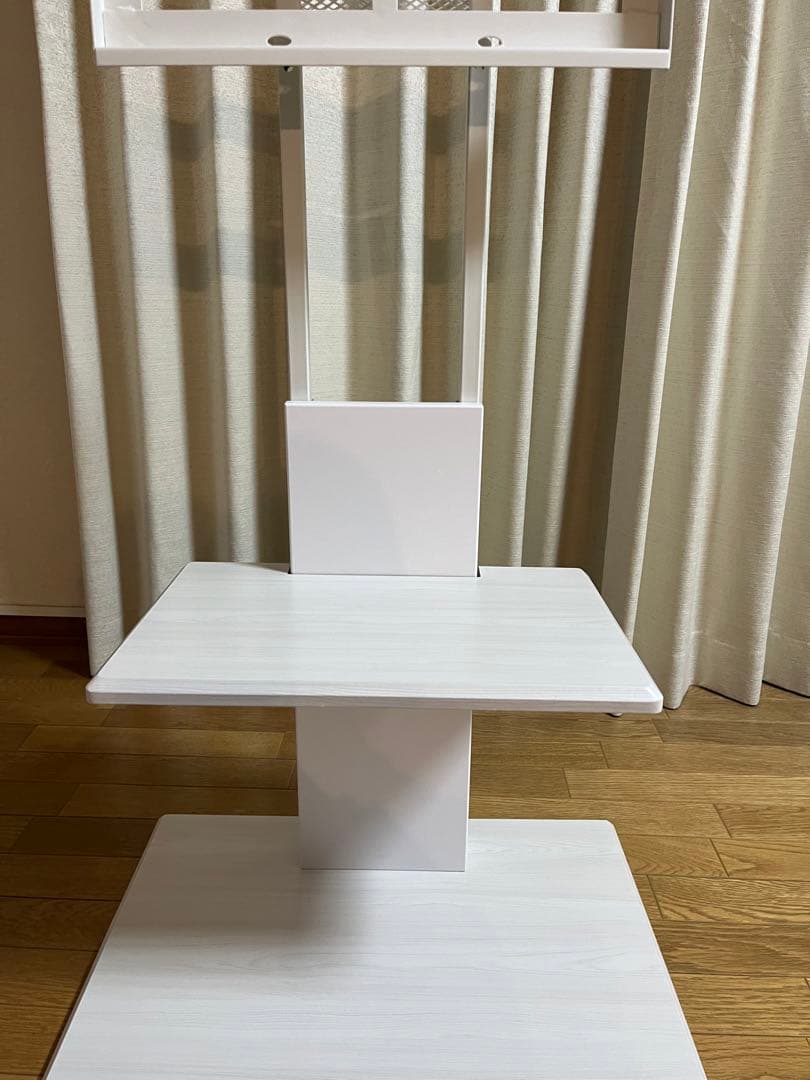 テレビ壁掛けスタンド　ニトリ