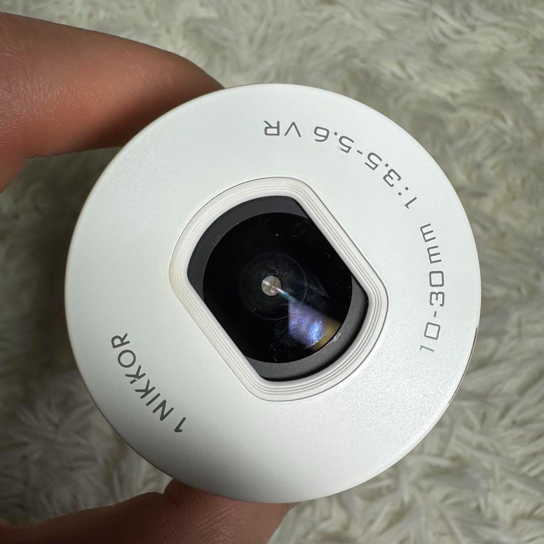 ☆【美品】Nikon 1 S2 ミラーレス一眼 ホワイト 標準レンズキット☆