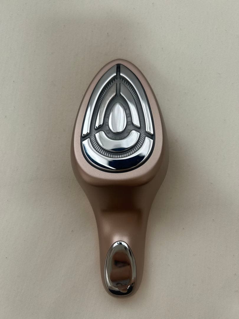 MEラボンエクラ　美顔器　IKKOプロデュース