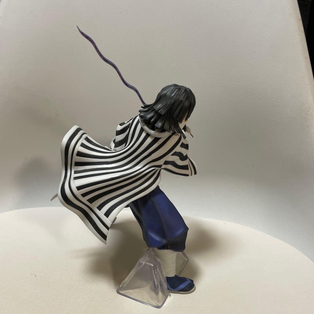 鬼滅の刃一番くじ B賞 伊黒小芭内 フィギュア - メルカリ