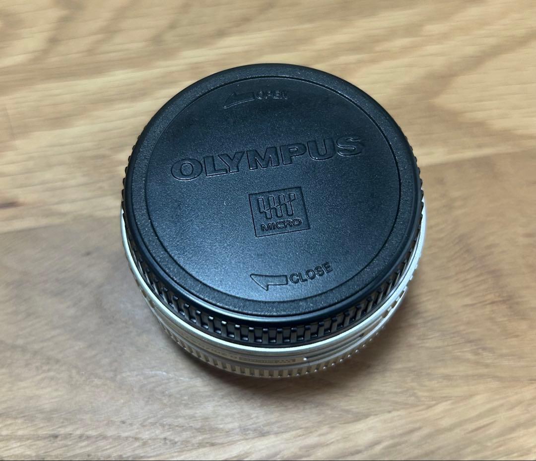 オリンパス M.ZUIKO DIGITAL 17mm F2.8 シルバー