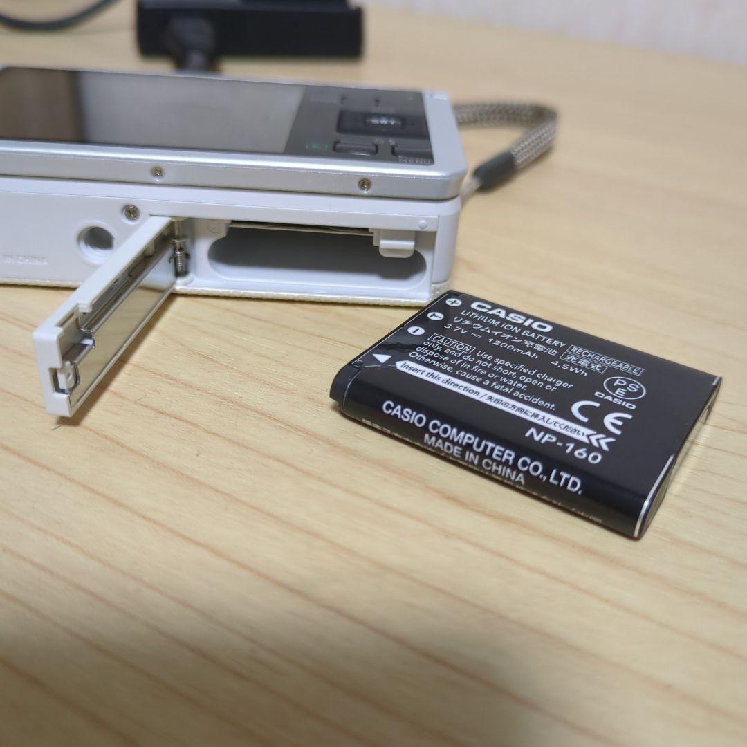 CASIO カシオ EXILIM EX-ZR60 ホワイト 動作確認済