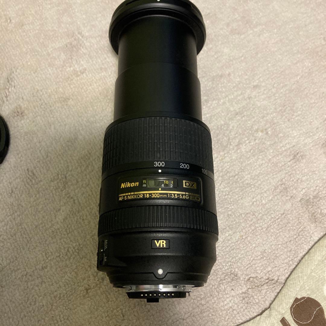 Nikon AF-S 18-300mm望遠レンズ