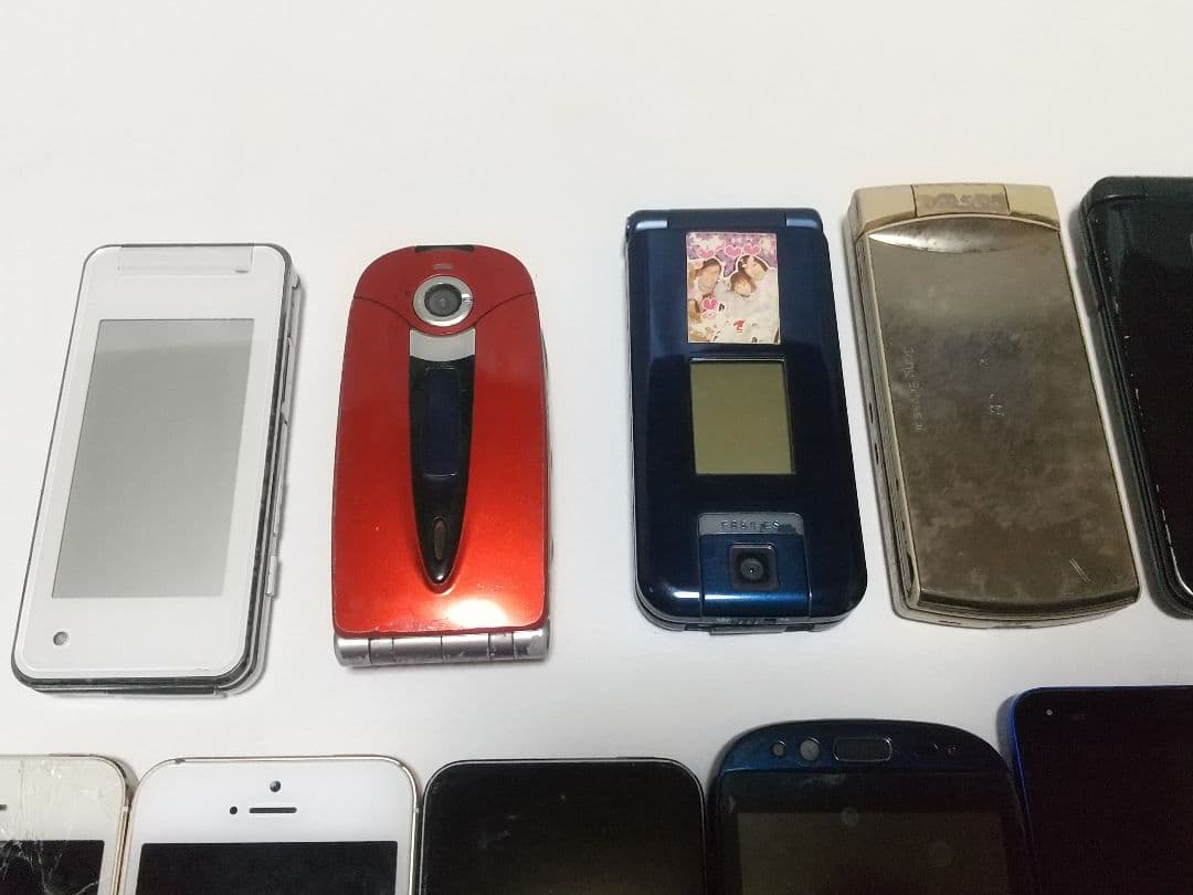 スマートフォン複数セット、AQUOS含む