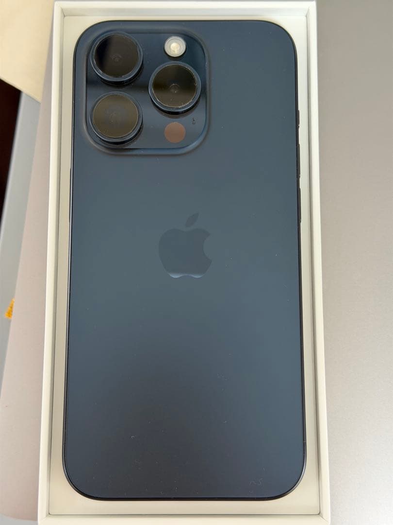 【無音カメラ&技適】Apple iPhone15Pro 128GB【カナダ版】