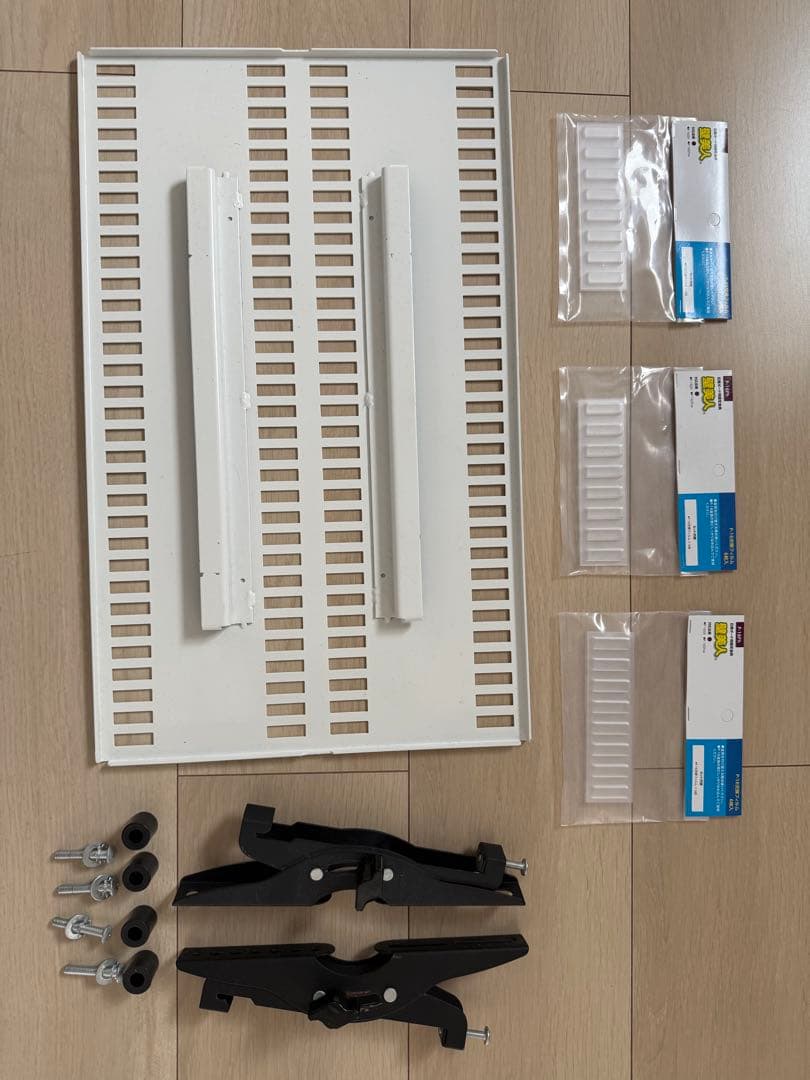 壁美人　TI100　23-37インチ　テレビ用　ホワイト 石膏ボード