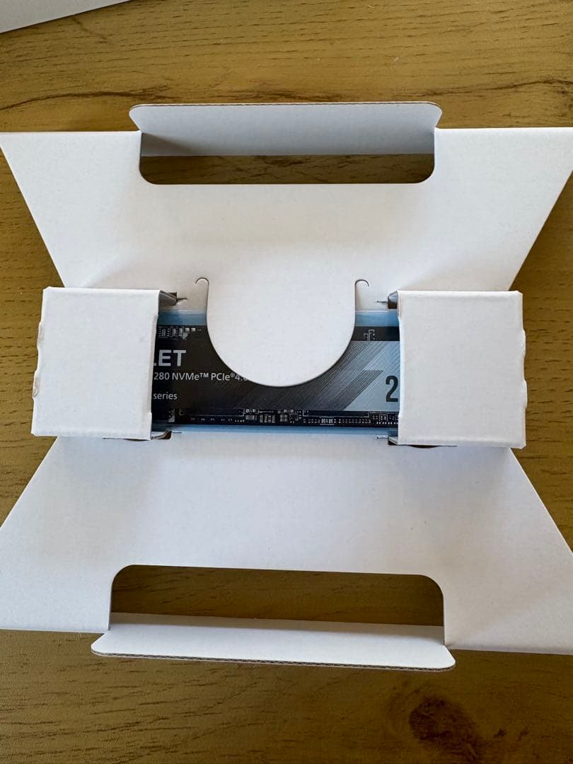 【新品未使用】TLET SSD PCle Gen4x4 M.2 2280NVMe