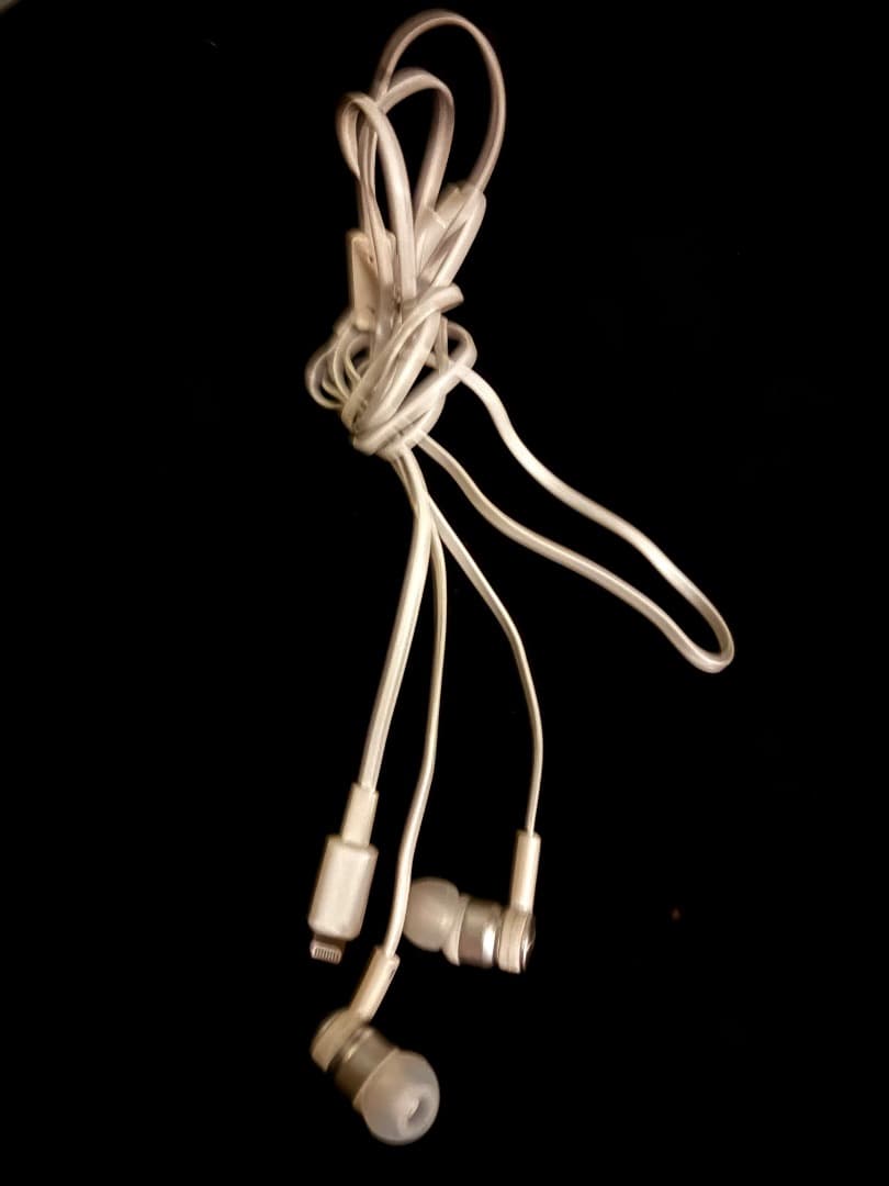 iPhone14pro max 未使用に近いバッテリ89％ 特典が沢山あります。