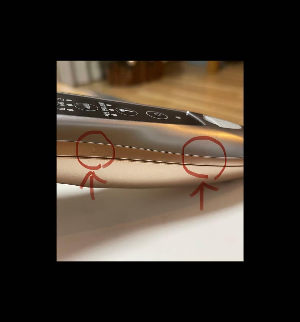 direia ZERU 美顔器 本体と付属品