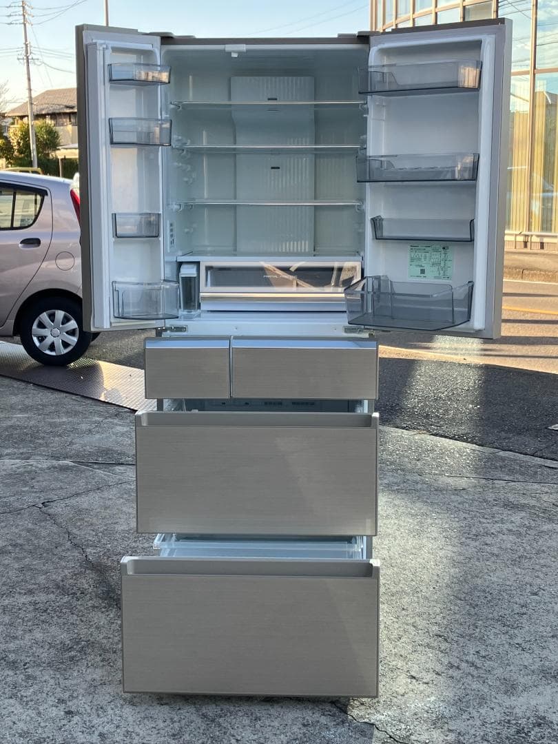 愛知岐阜/送料無料★パナソニック551L冷蔵庫　NR-F552XPV-N　17年