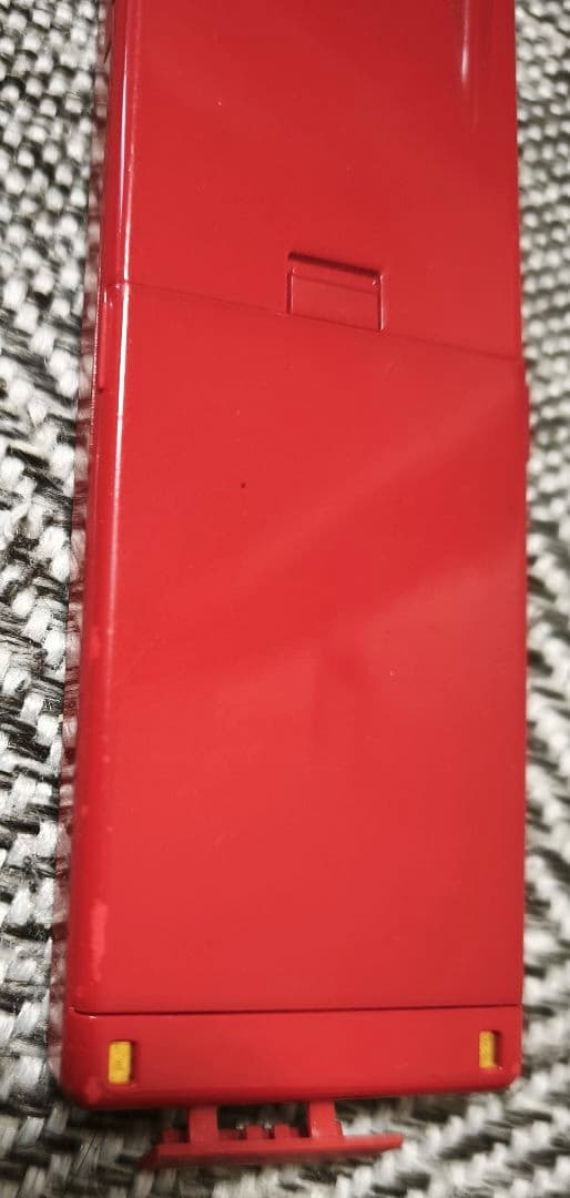 au INFOBAR（インフォバー）初代 錦鯉 ガラケー本体 携帯電話 充電器付