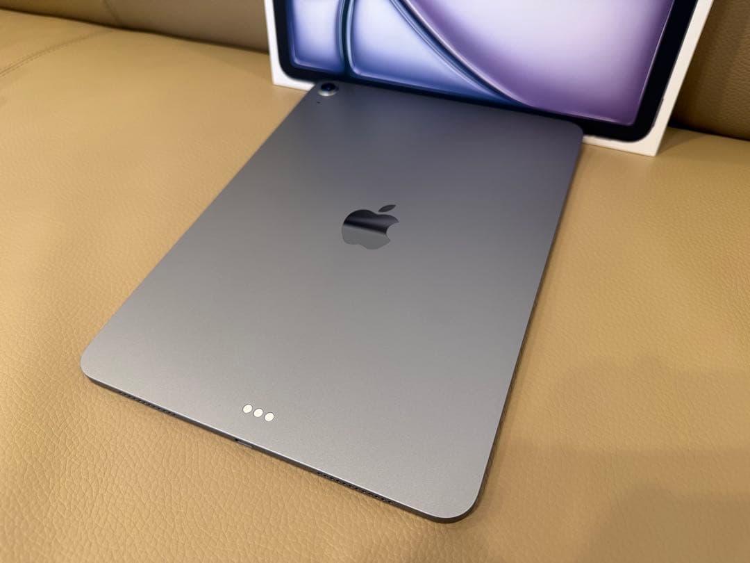 バッテリー100% iPad Air M3 11 Magic Keyboard