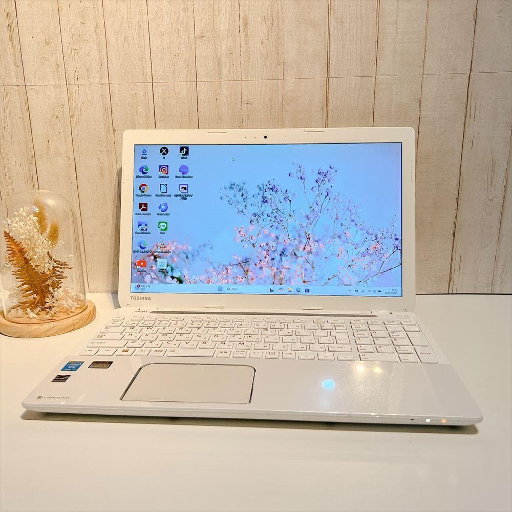 ✨月末セール✨美品 東芝ノートPC 第4世代i3 SSD128GB HN565