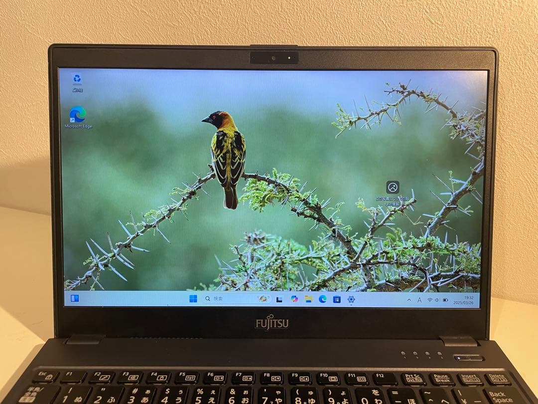 FUJITSU　LIFEBOOK U937 13.3インチ　LTEモデル