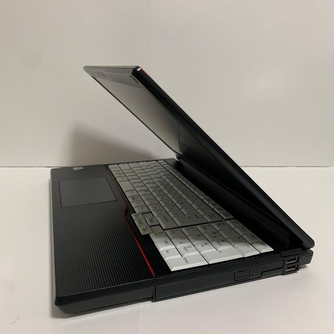 【Office付】富士通15型ノートPC　Win11/SSD/テンキー/DVD
