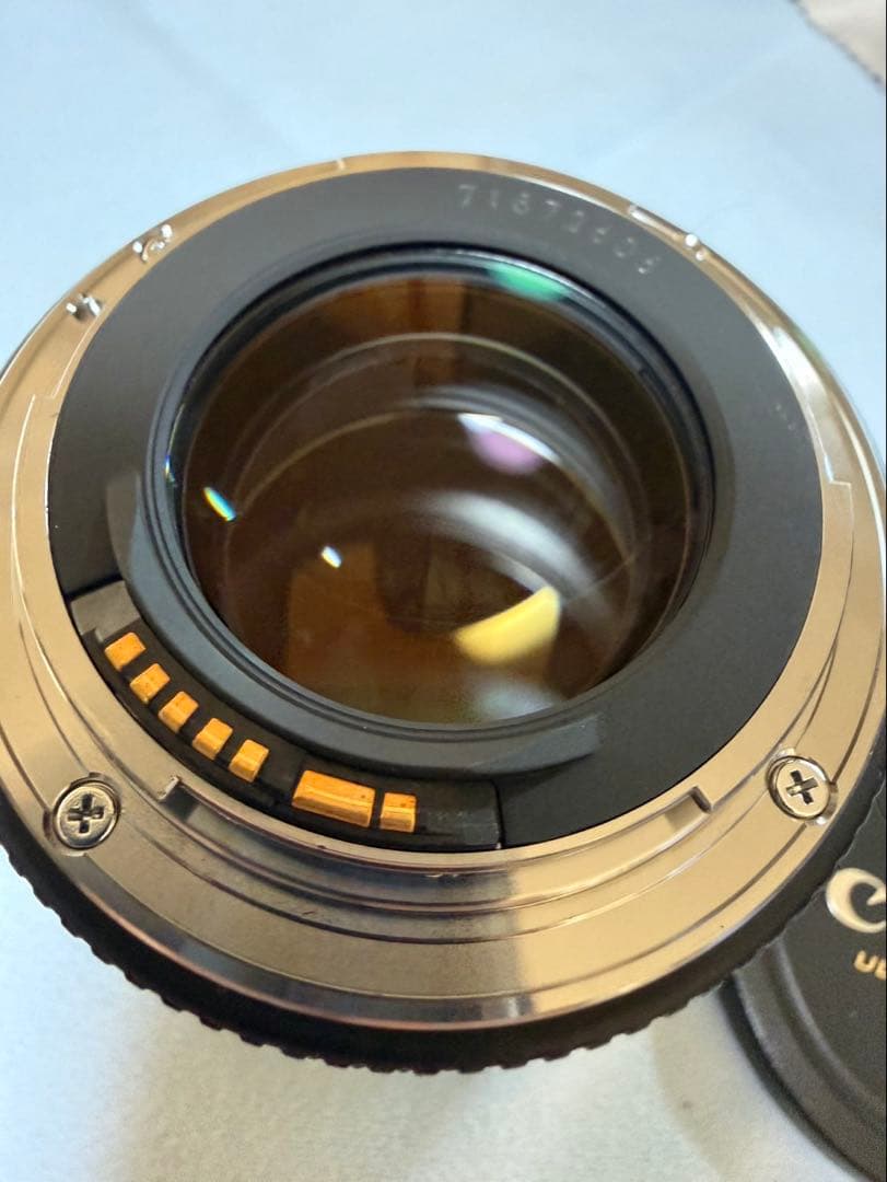 Canon EF85mm F1.8 USM｜極上美品｜微小チリのみ